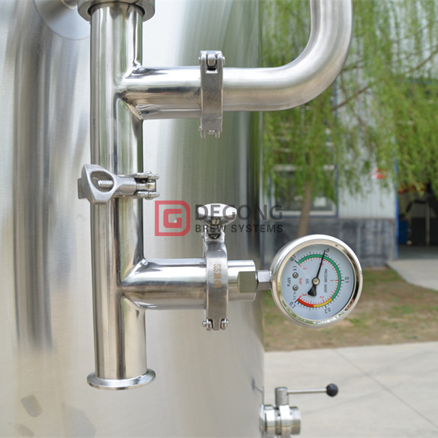 1000L ummantelter und isolierter Bright Beer Tank / Brite Tank zum Verkauf in Großbritannien